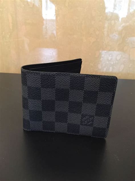 louis vuitton heren portemonnee|louis vuitton pouch wristlet.